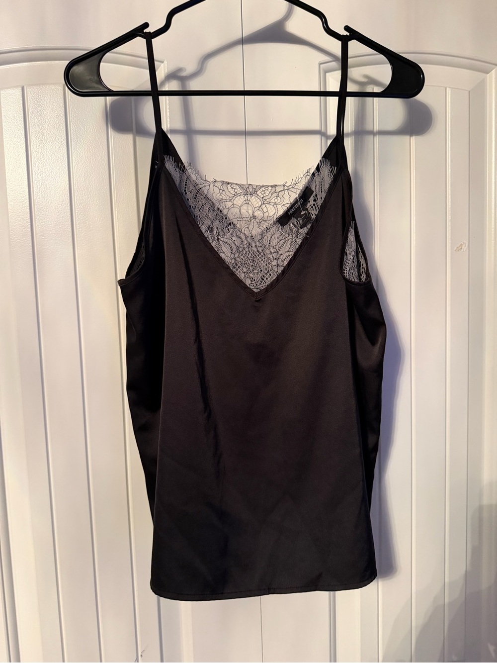Forever 21 Black Lace-Trim Satin Cami